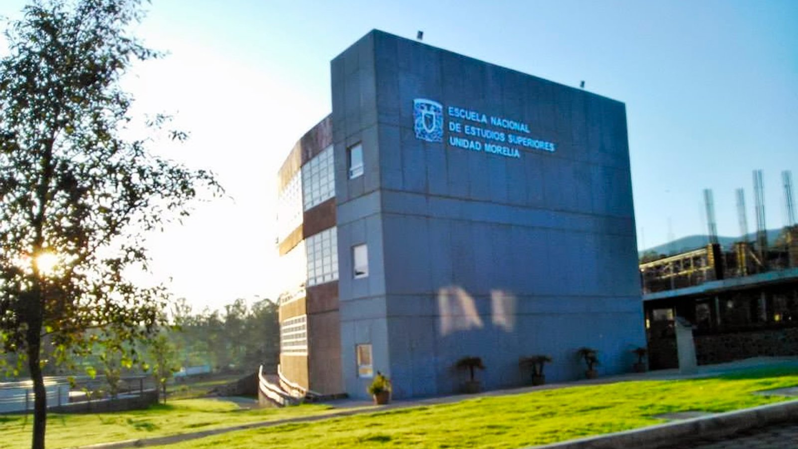 ENES UNAM Morelia Lanza Nuevas Licenciaturas en Derecho y Administración para 2026: Inscripciones Abiertas